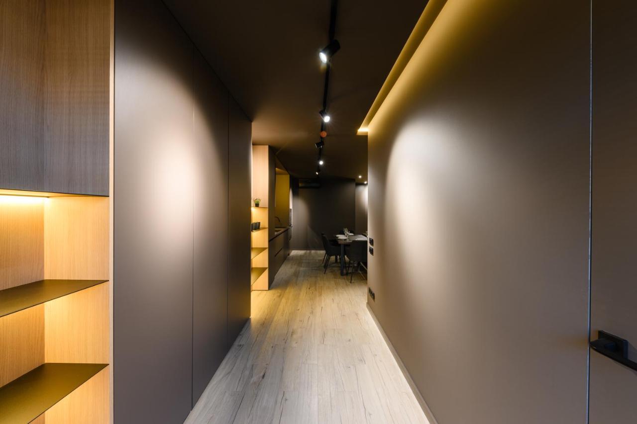 Luxury Apartments-Belochka 乌日霍罗德 外观 照片